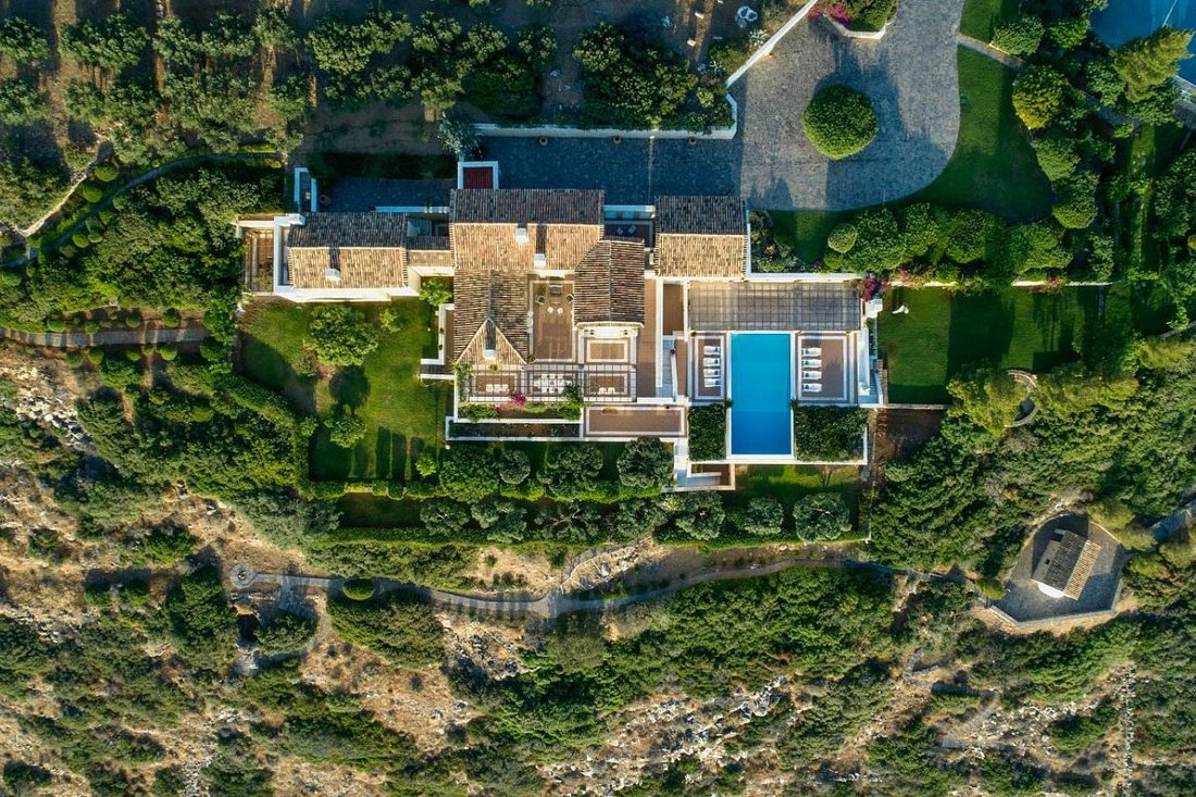 Villa in Community of Elounta, Agios Nikolaos Municipal Unit, Greece 2 - 17878067