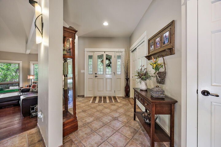 House in Grants Pass, Oregon, United States 4 - 17878688