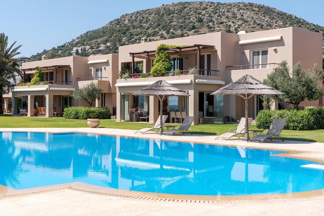 Villa in Kalyvia Thorikou, Attica, Greece 1 - 17878056