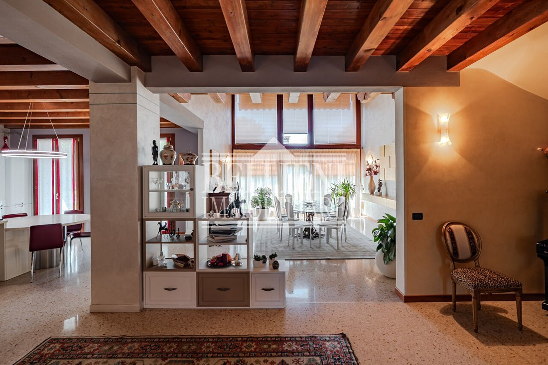 Villa in Costabissara, Veneto, Italy 4 - 17877518
