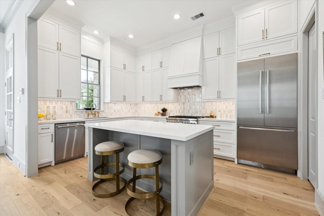 House in Houston, Texas, United States 4 - 17876774
