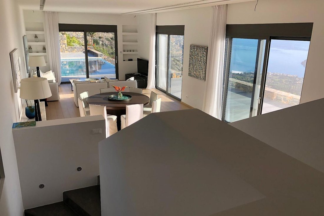 Villa in Community of Elounta, Agios Nikolaos Municipal Unit, Greece 4 - 17878361