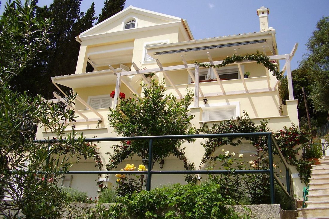 Villa in Northern Corfu, Peloponnese, Western Greece and the Ionian, Greece 2 - 17878527