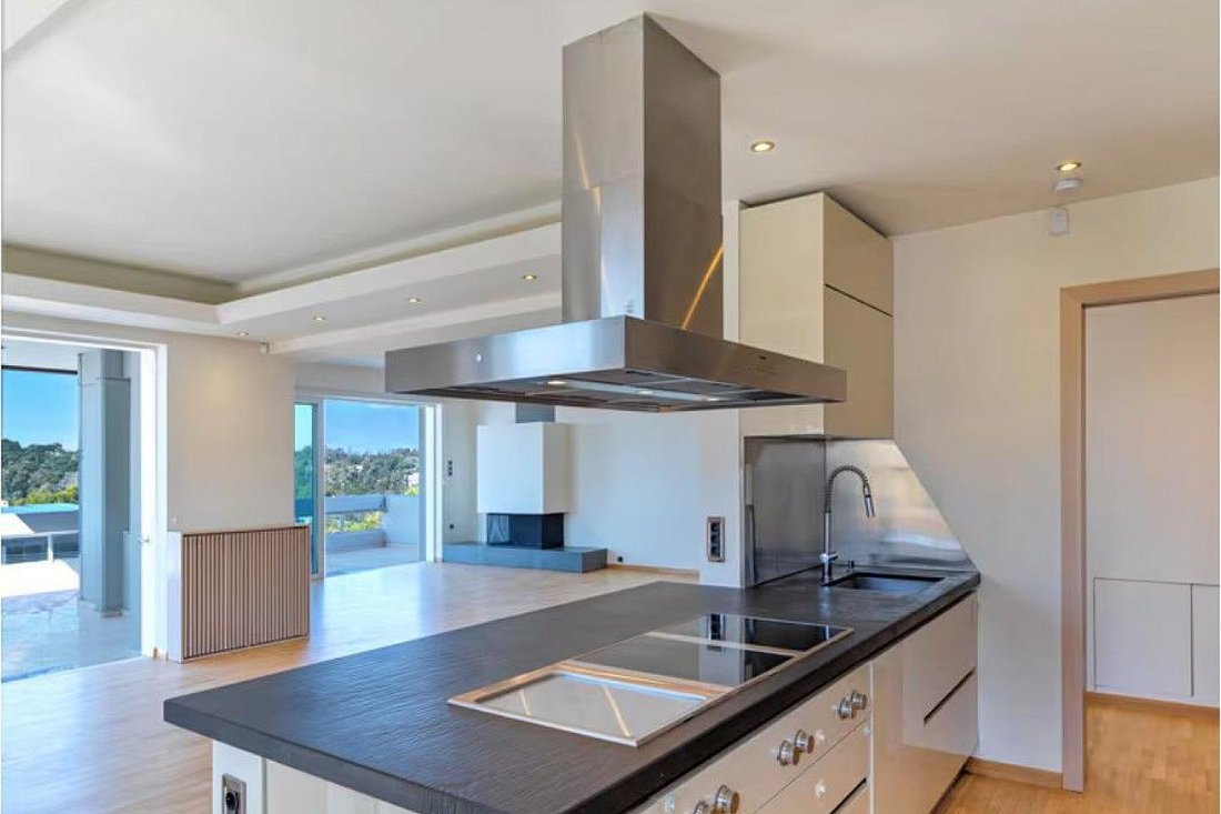 Apartment in Vouliagmeni, Attica, Greece 5 - 17878003