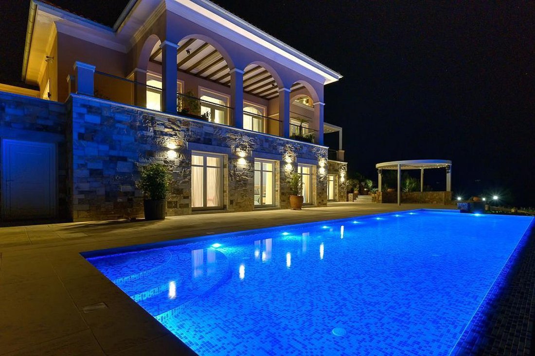 Villa in Community of Elounta, Agios Nikolaos Municipal Unit, Greece 3 - 17877946