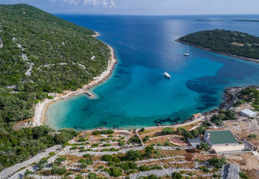 House in Veli Losinj, Primorje-Gorski Kotar County, Croatia 1 - 17876905