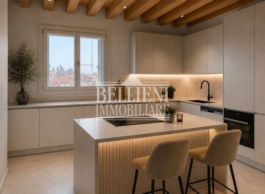 Apartment in Center, Vicenza, Veneto 3 - 12334643