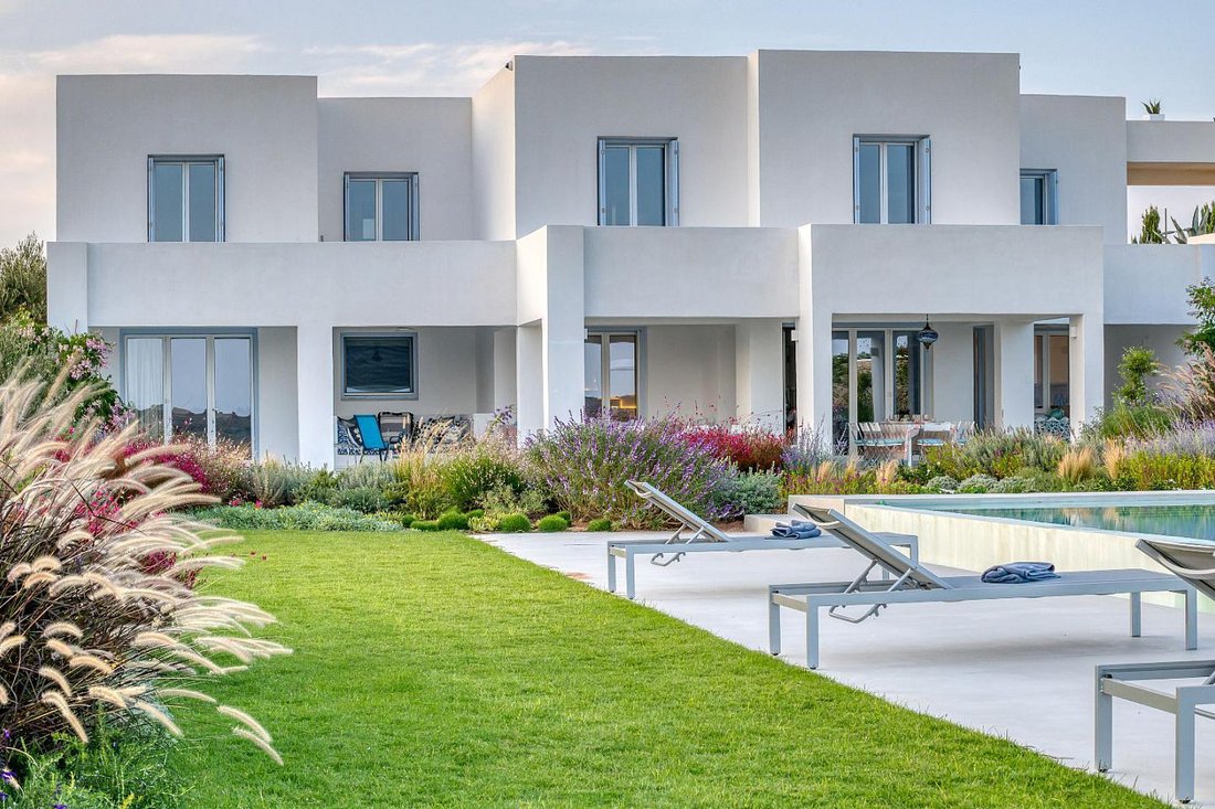Villa in Paros, Aegean, Greece 2 - 17878283