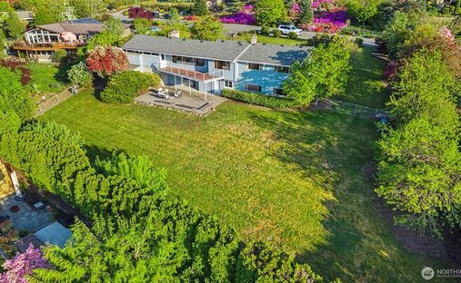 House in Bellevue, Washington, United States 1