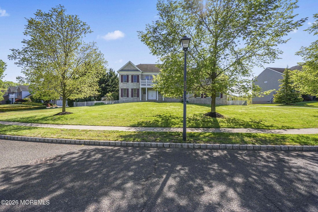 House in Manalapan Township, New Jersey, United States 3 - 17877542