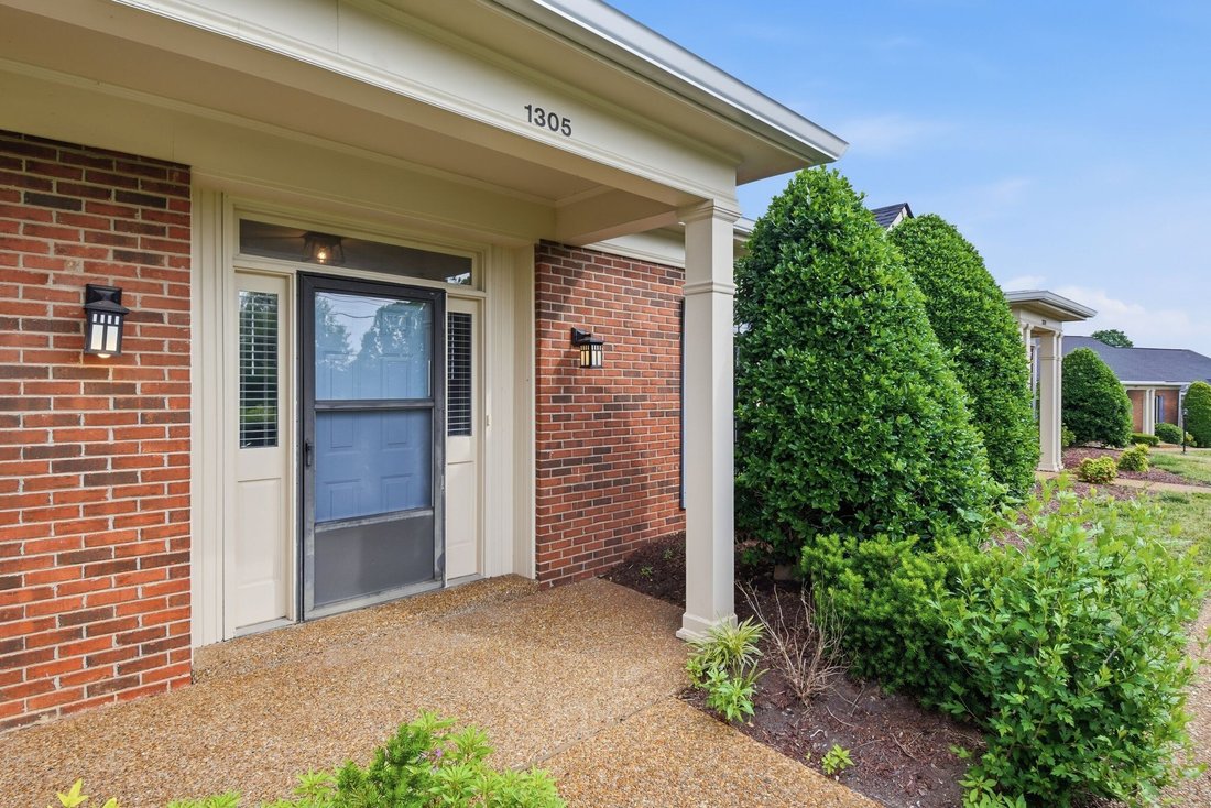 Condo in Franklin, Tennessee, United States 1 - 17881147
