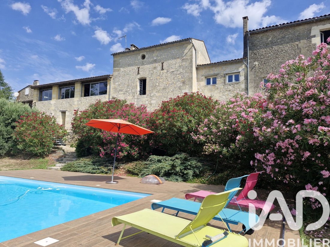 House in Sainte-Florence, Nouvelle-Aquitaine, France 1 - 17885350