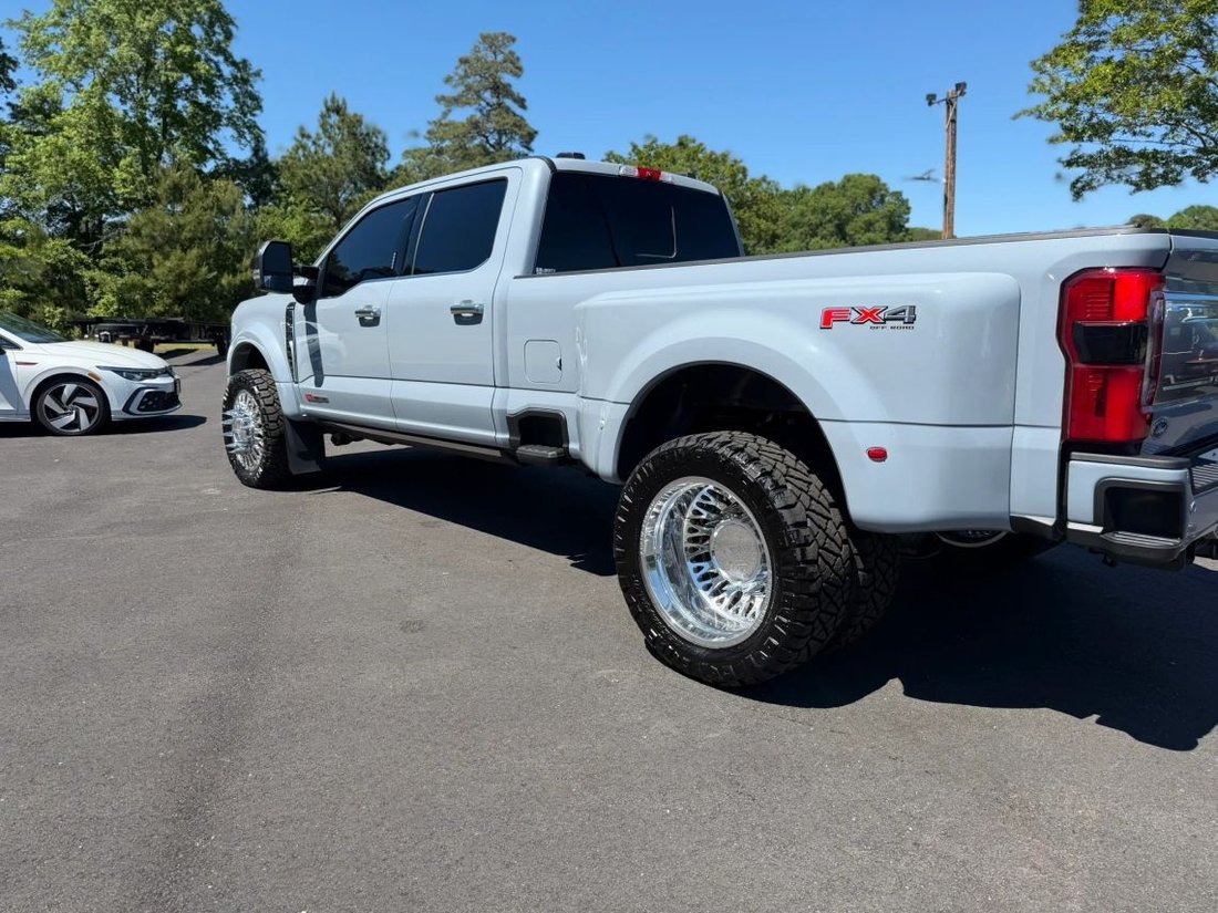 Pickup in Yorktown, VA, United States 4 - 17883285