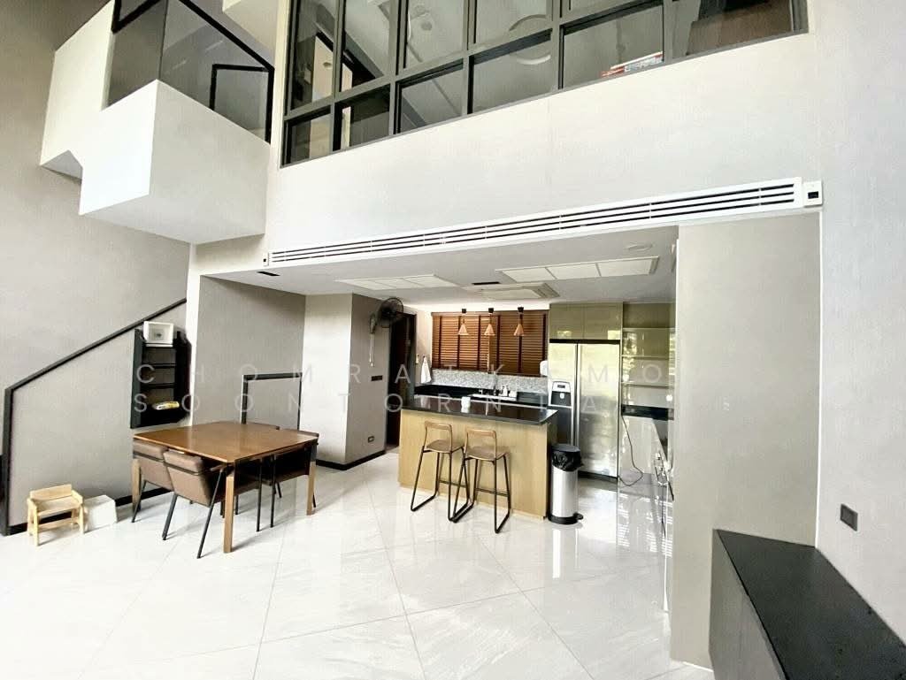 Townhouse in Chong Nonsi, Krung Thep Maha Nakhon, Thailand 3 - 17886117