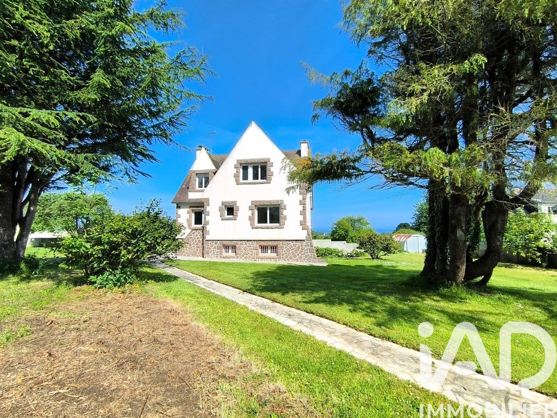 House in Trélévern, Brittany, France 1 - 17885282