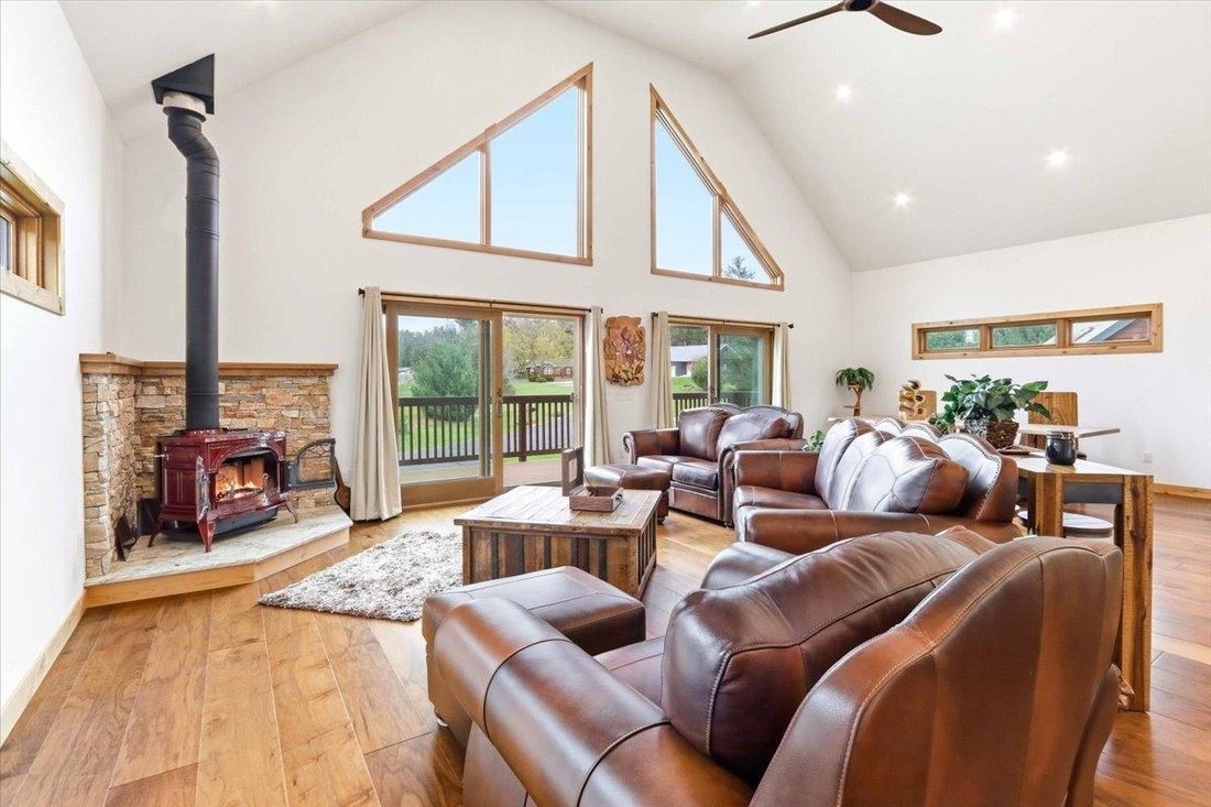 House in Wisconsin Dells, Wisconsin, United States 3 - 17882414
