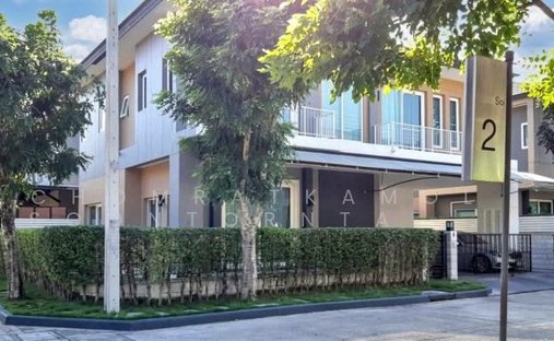House in Bang Na Tai, Bangkok, Thailand 1