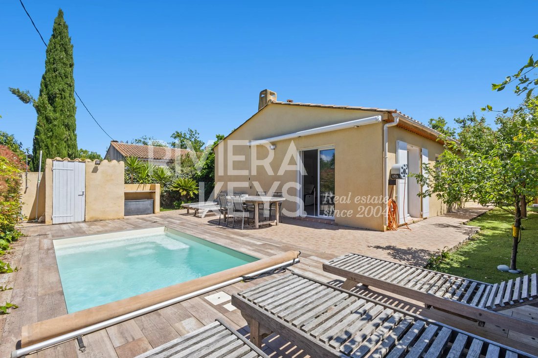 House in Ecarts, Roquebrune-sur-Argens, France 1 - 17885980
