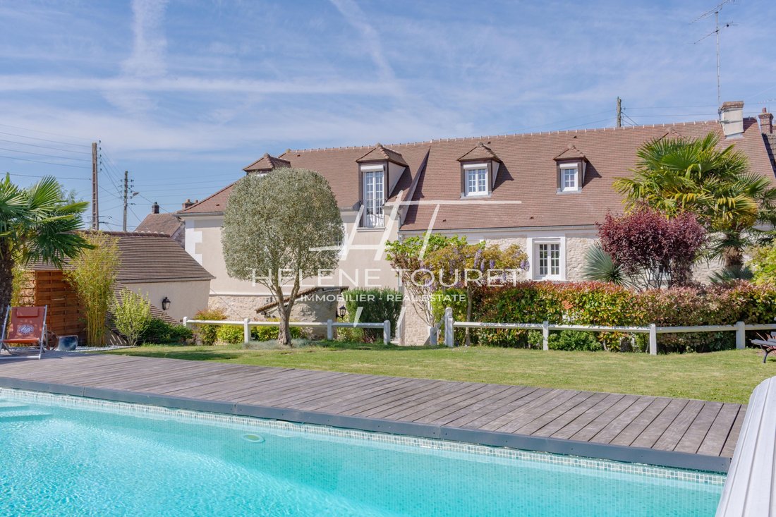 House in Baron, Hauts-de-France, France 2 - 17882869