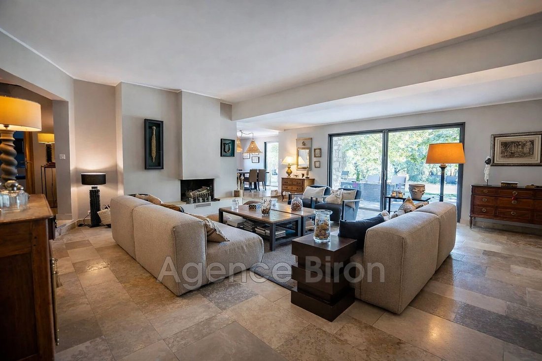 Villa in Plateau de Puyricard-La Trévaresse, Aix-en-Provence, France 4 - 14938266
