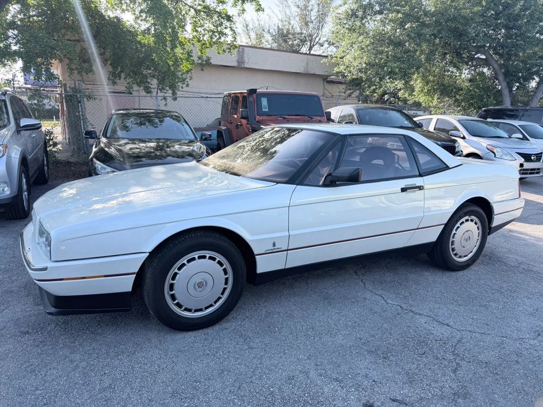 Cabriolet in West Park, FL, United States 4 - 17418834