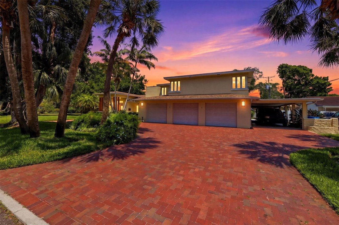 House in St. Petersburg, Florida, United States 5 - 17880856