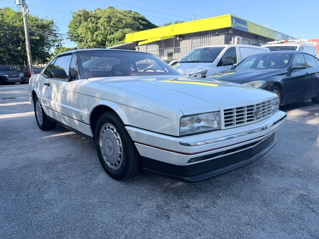 Cabriolet in West Park, FL, United States 3 - 17418834