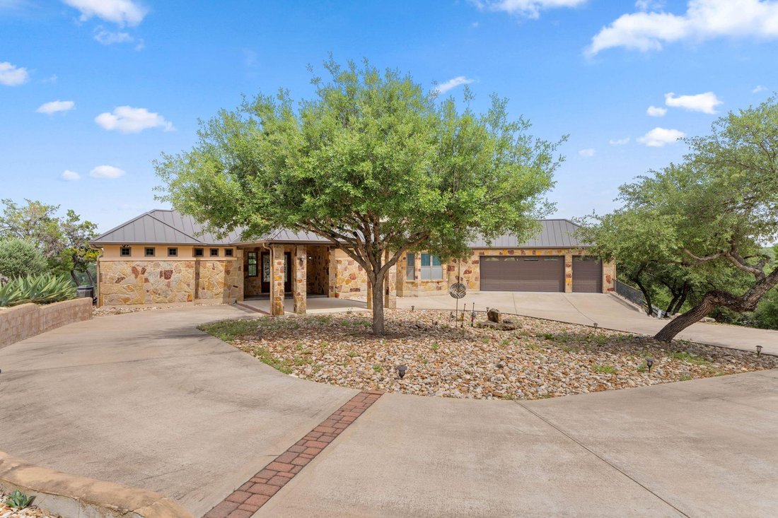 House in Spicewood, Texas, United States 5 - 17882499