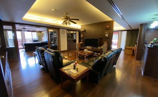 Condo in Chong Nonsi, Krung Thep Maha Nakhon, Thailand 1