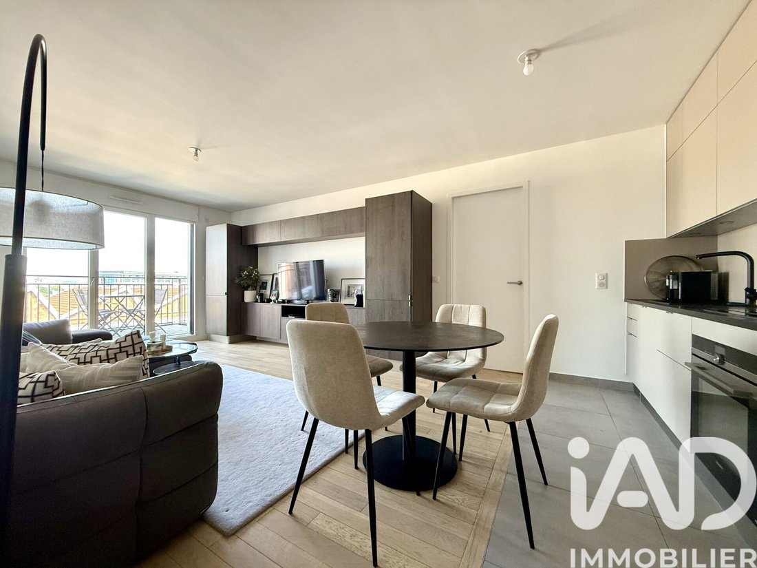 Apartment in Marceau - République, Courbevoie, France 1 - 17885250
