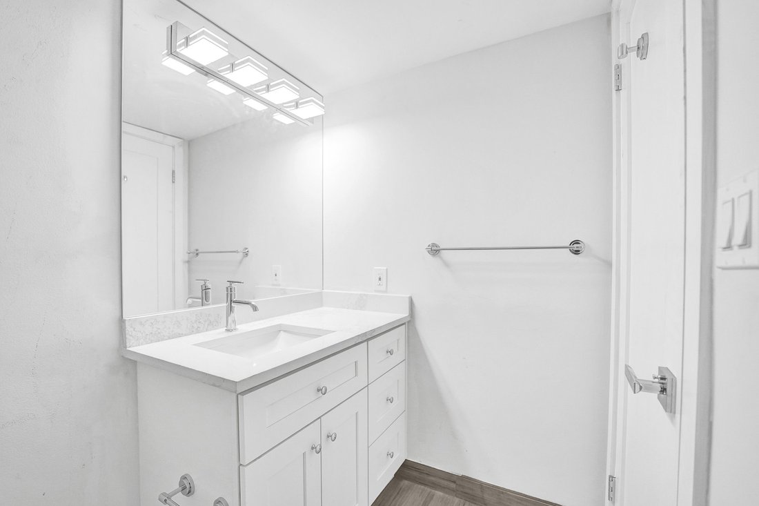 Condo in Hollywood, Florida, United States 4 - 17881652