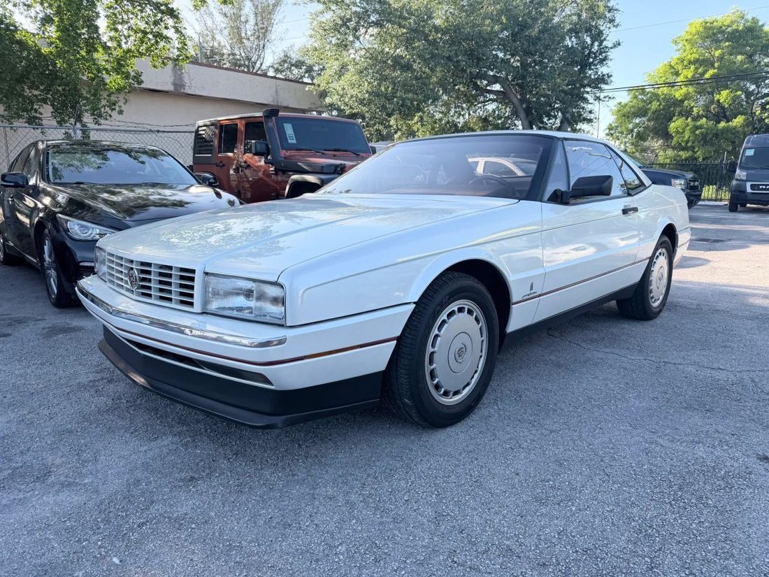 Cabriolet in West Park, FL, United States 1 - 17418834