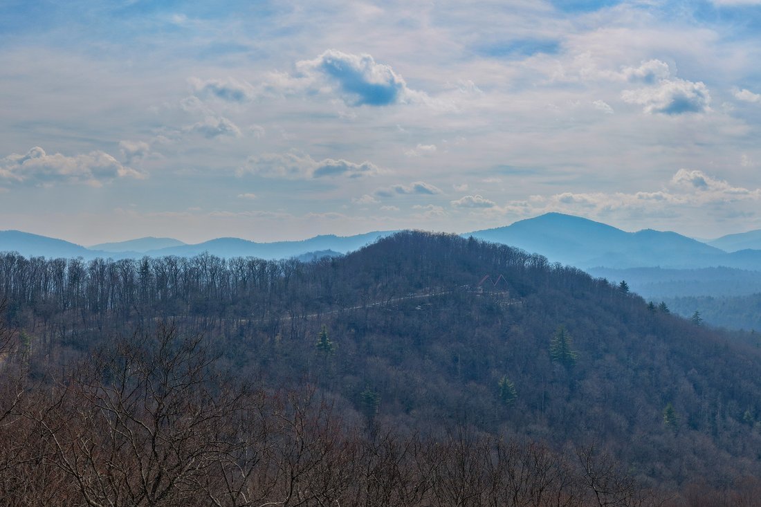 Land in Highlands, North Carolina, United States 2 - 17886979