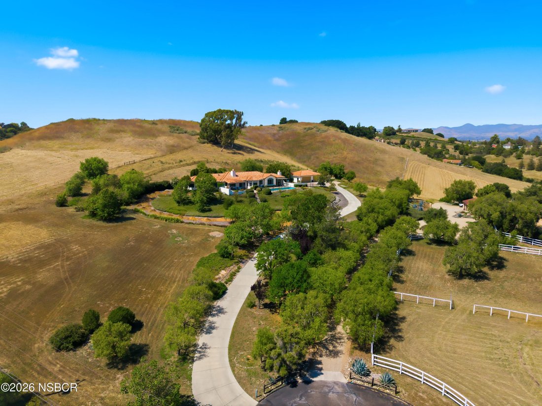 House in Solvang, California, United States 2 - 17857652