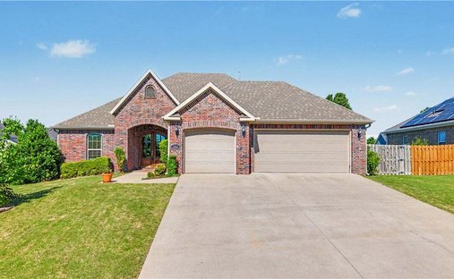 House in Cave Springs, Arkansas, United States 1