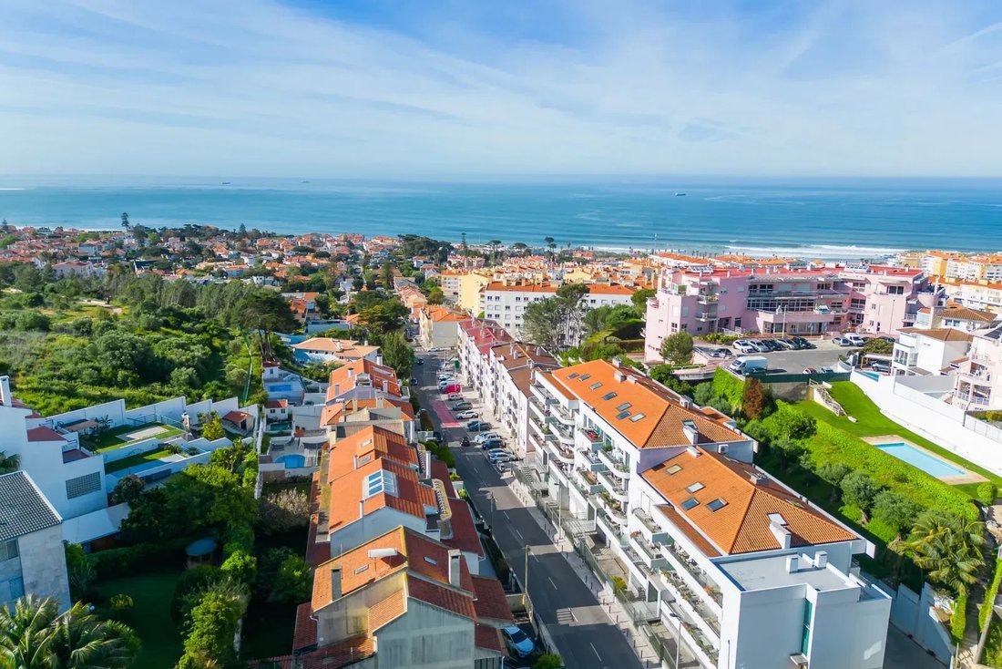 Villa in Carcavelos e Parede, Lisbon, Portugal 1 - 17885894