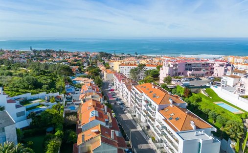 Villa in Carcavelos e Parede, Lisbon, Portugal 1