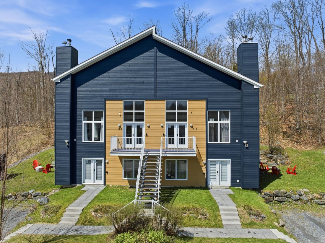 Orford, Quebec, Canada 1 - 17882953