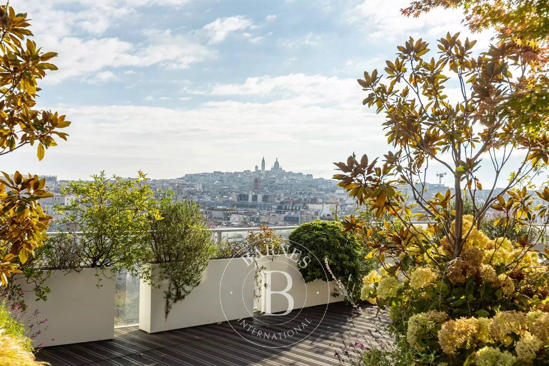 Apartment in Batignolles-Cardinet, Paris 17e Arrondissement, Paris 2 - 17883050
