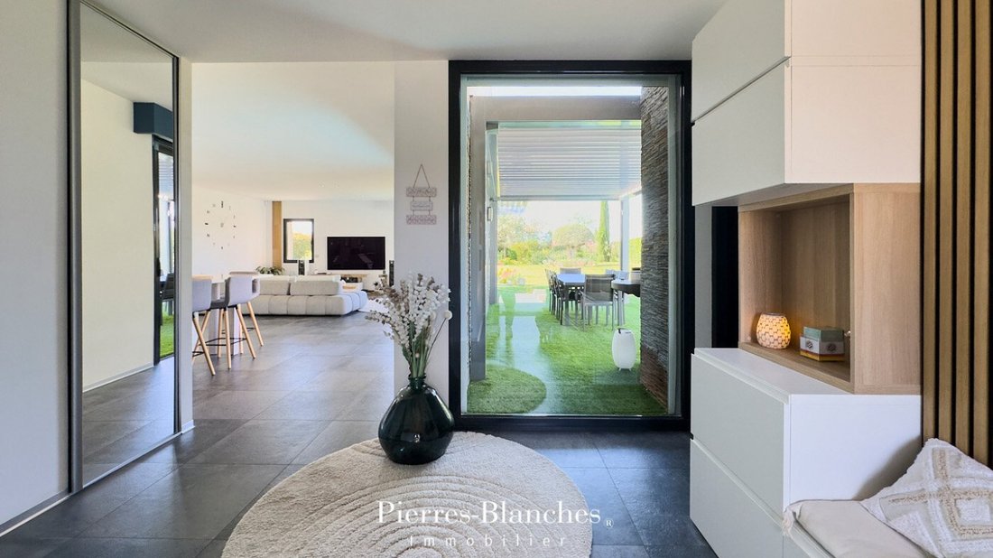 Villa in Juvignac, Occitania, France 5 - 17885857