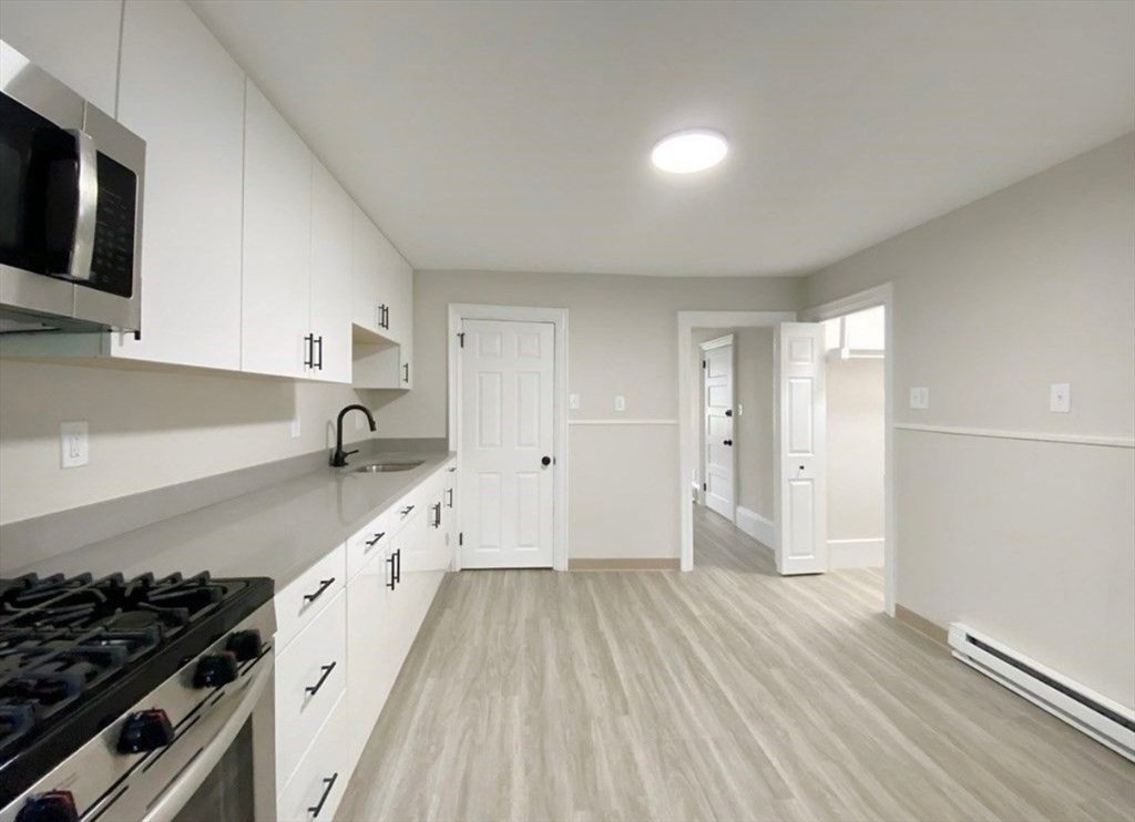Condo in Boston, Massachusetts, United States 3 - 17885100