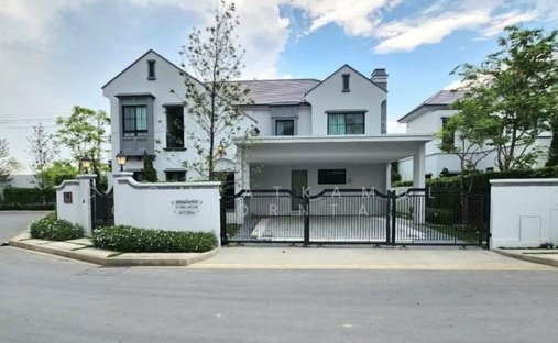 House in Saphan Sung, Bangkok, Thailand 1