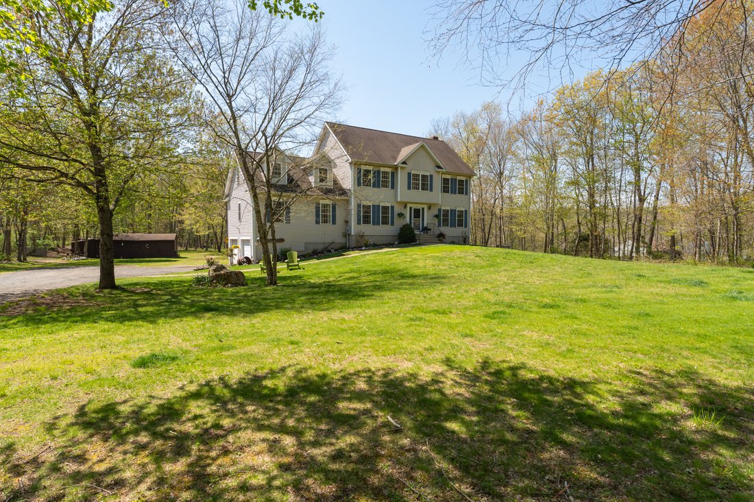 House in Haddam, Connecticut, United States 2 - 17884494