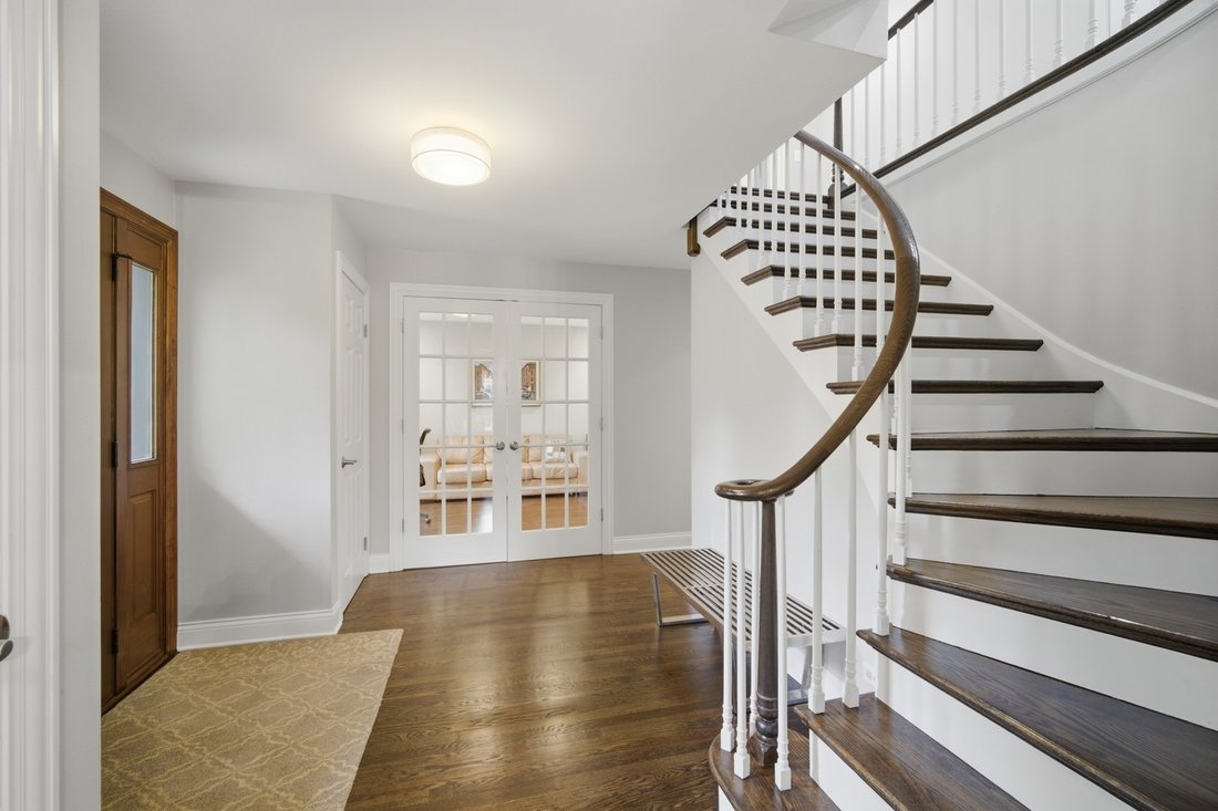 House in Northbrook, Illinois, United States 4 - 17882372
