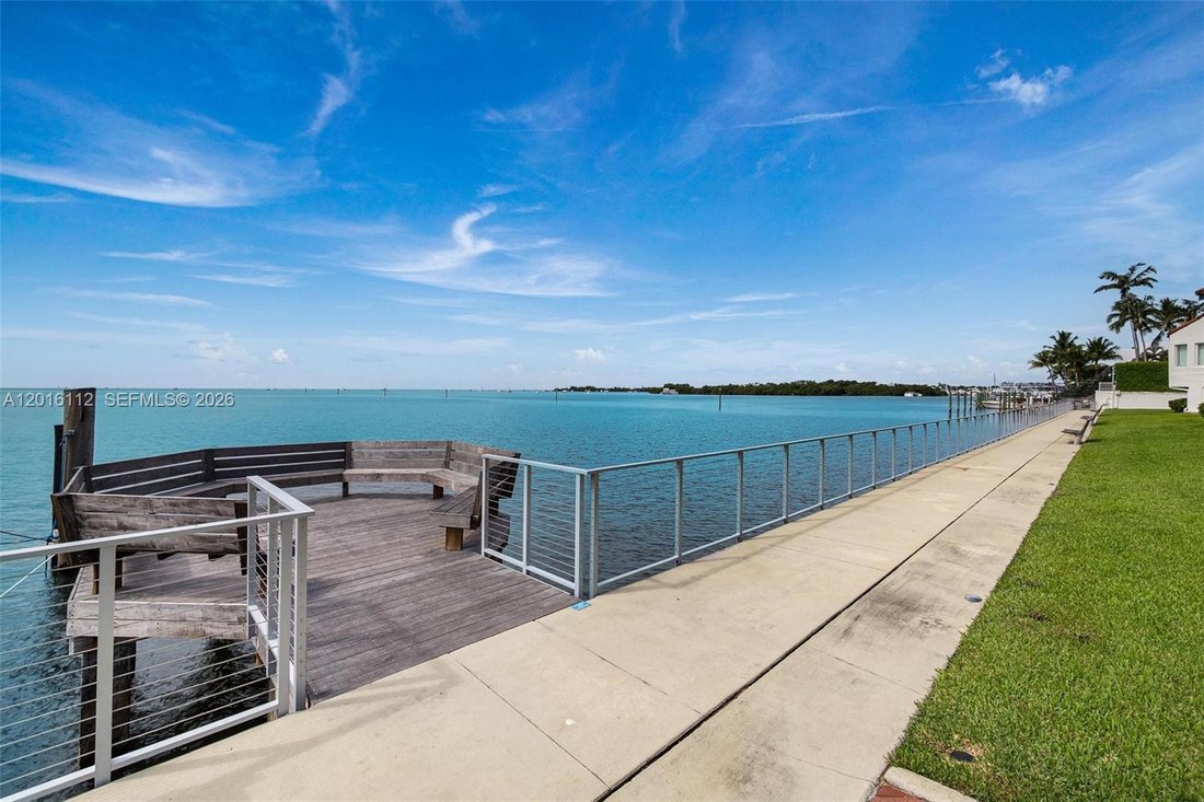 Condo in Miami, Florida, United States 4 - 17882471