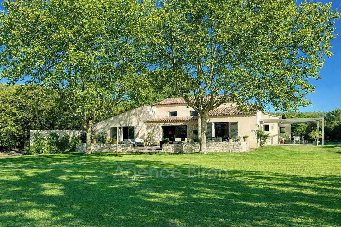 Villa in Plateau de Puyricard-La Trévaresse, Aix-en-Provence, France 2 - 14938266