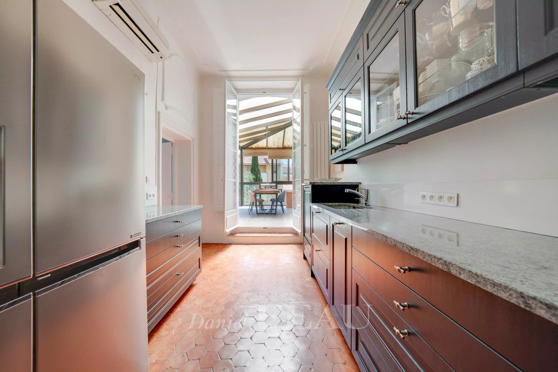 Apartment in Comtale-Cente-Cours Mirabeau, Aix-en-Provence, France 5 - 17881461