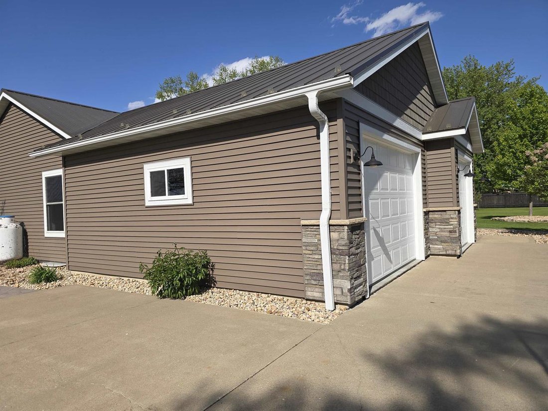 House in Blue River, Wisconsin, United States 5 - 17882252