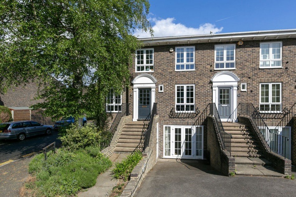 House in Richmond Upon Thames, England 1 - 17882325