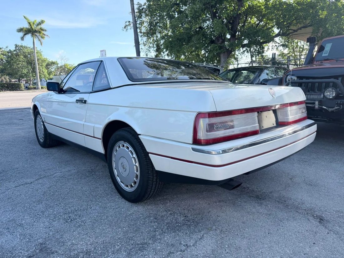 Cabriolet in West Park, FL, United States 5 - 17418834